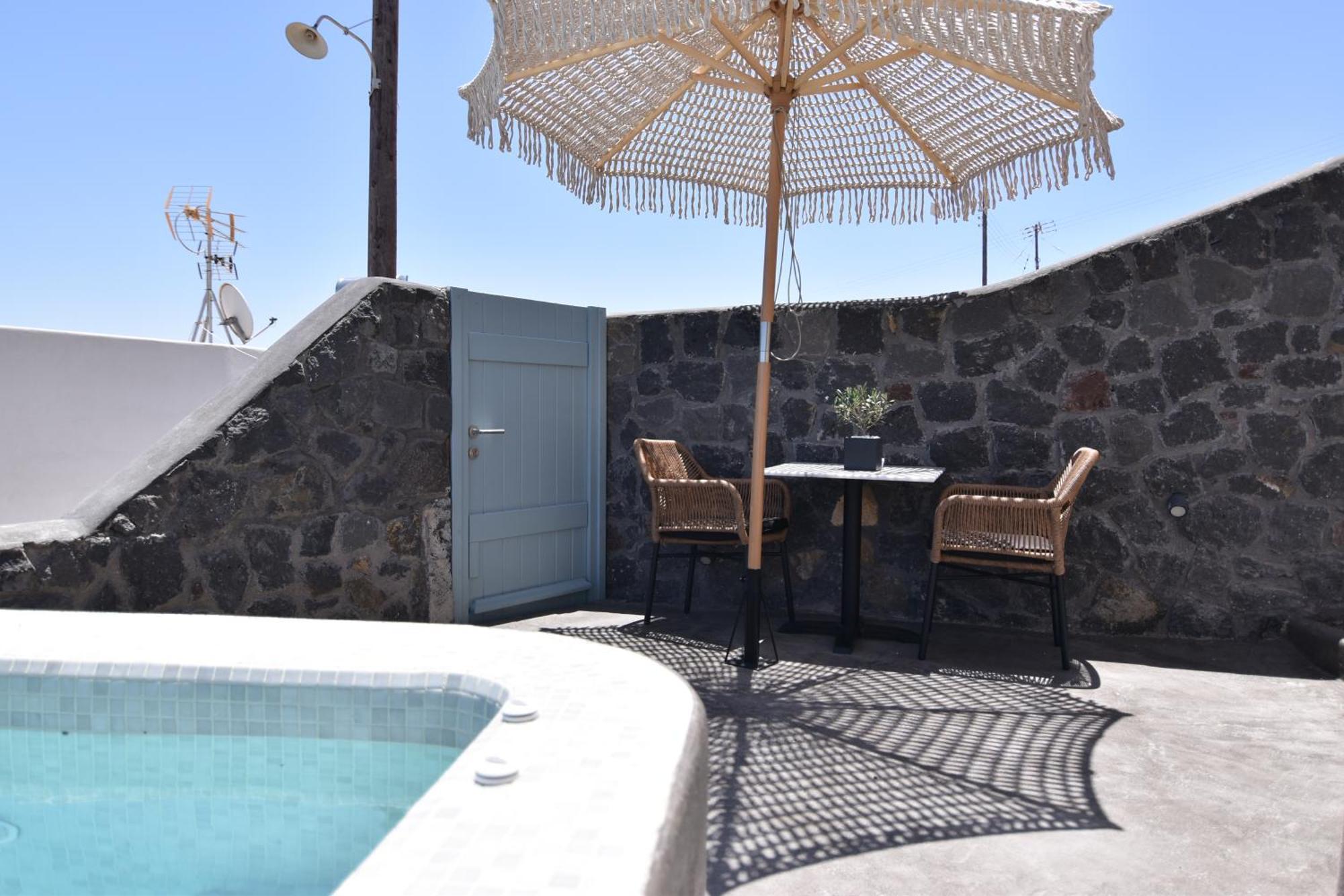 Διαμέρισμα Panthea Santorini - Private Pool *