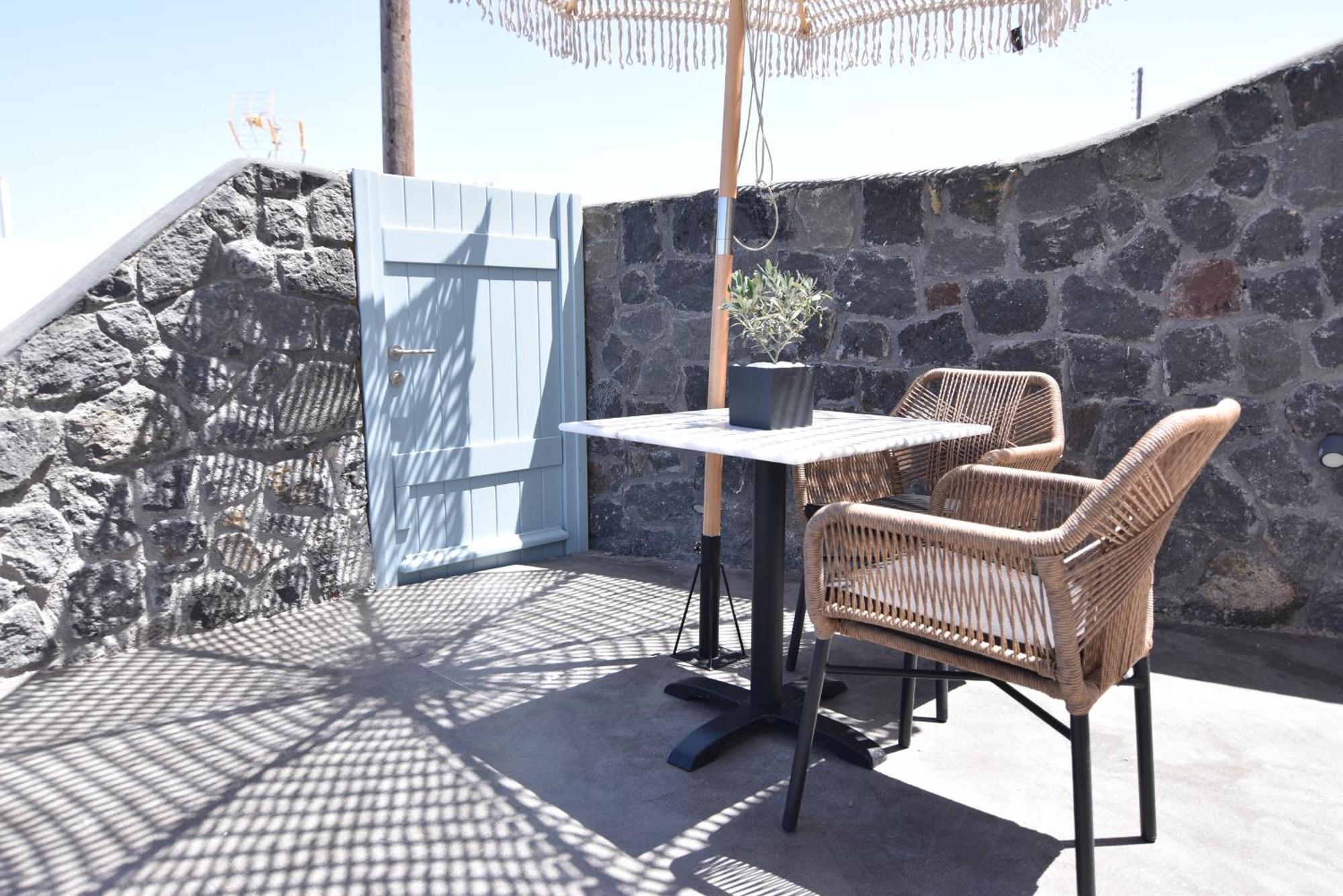 Panthea Santorini - Private Pool Βούρβουλος